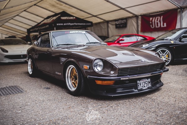 Jaymac's 260z packed with Kenwood Technology